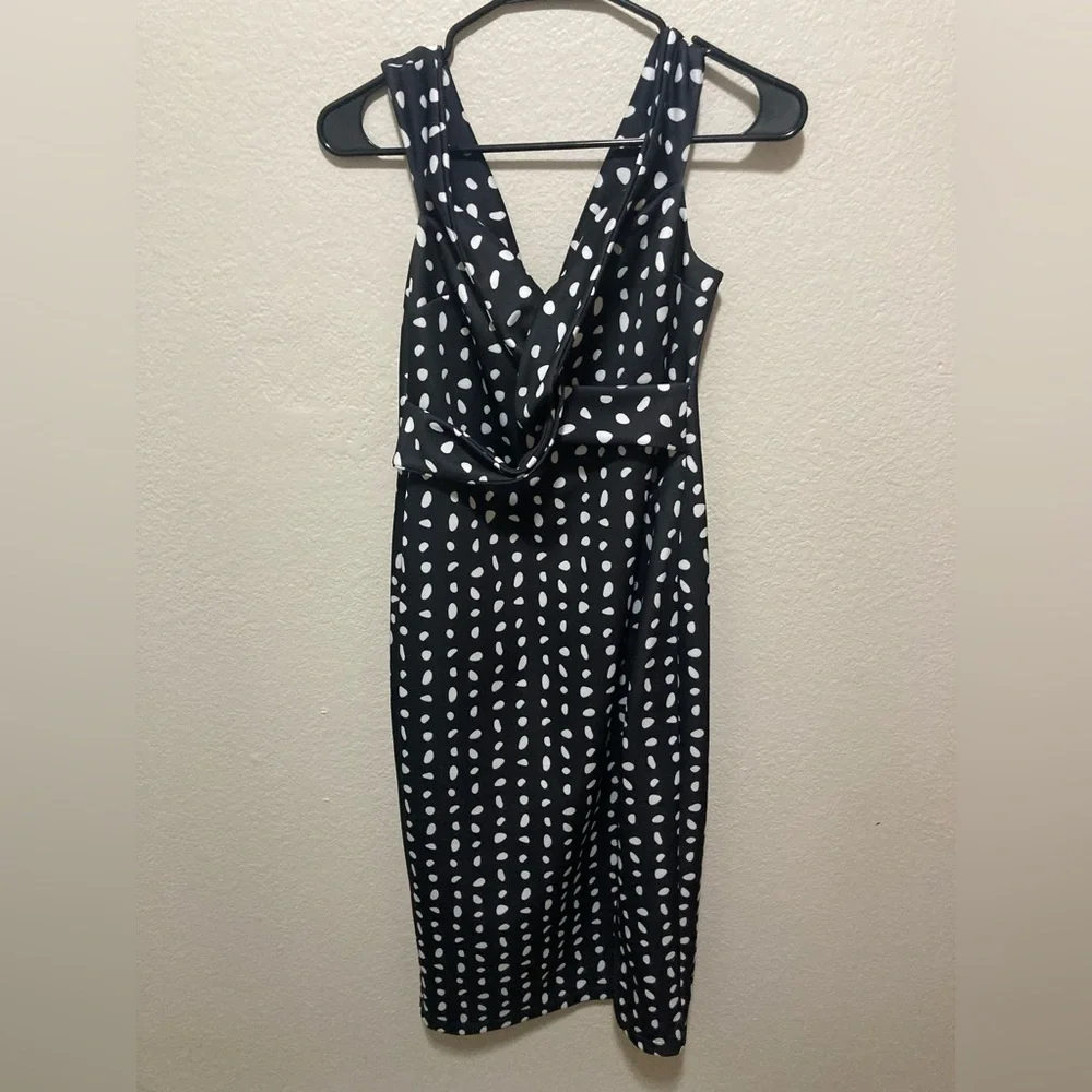ASOS Black and White Polka Dot Off-Shoulder Midi Dress With Slit Size 8 - Picture 3 of 6